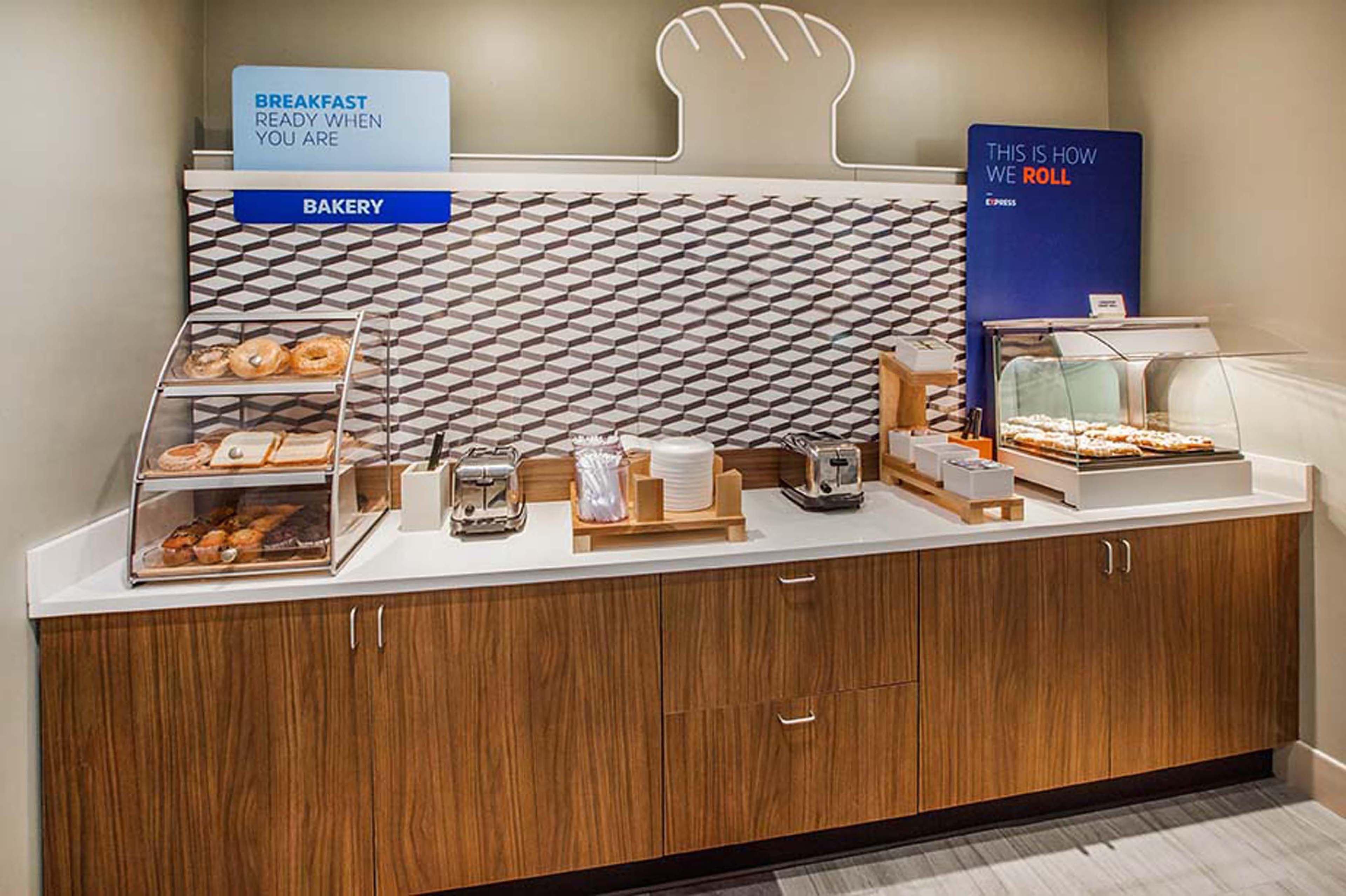 Holiday Inn Express & Suites Oak Ridge By Ihg Dış mekan fotoğraf